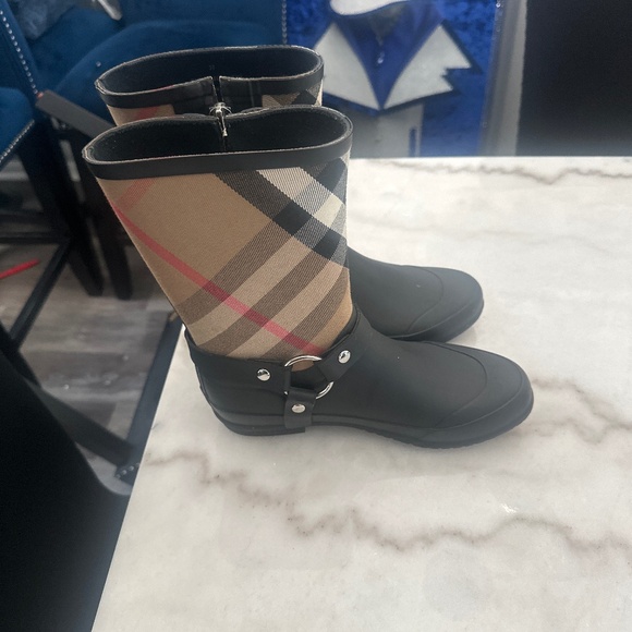 Burberry Rain Boots - Picture 1 of 5